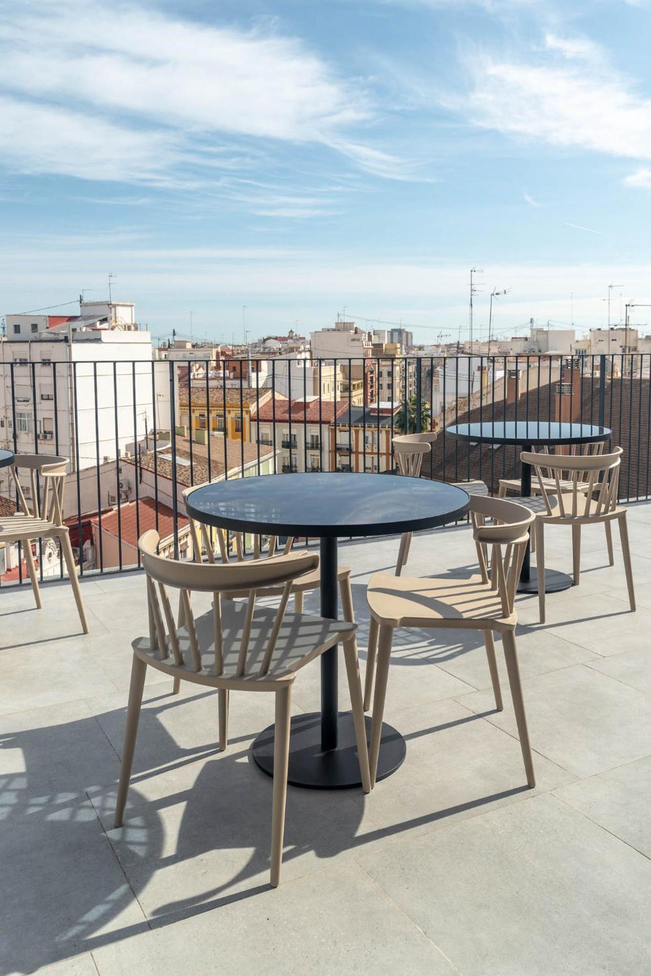 Limehome Valencia Carrer De Sant Jacint Exterior photo