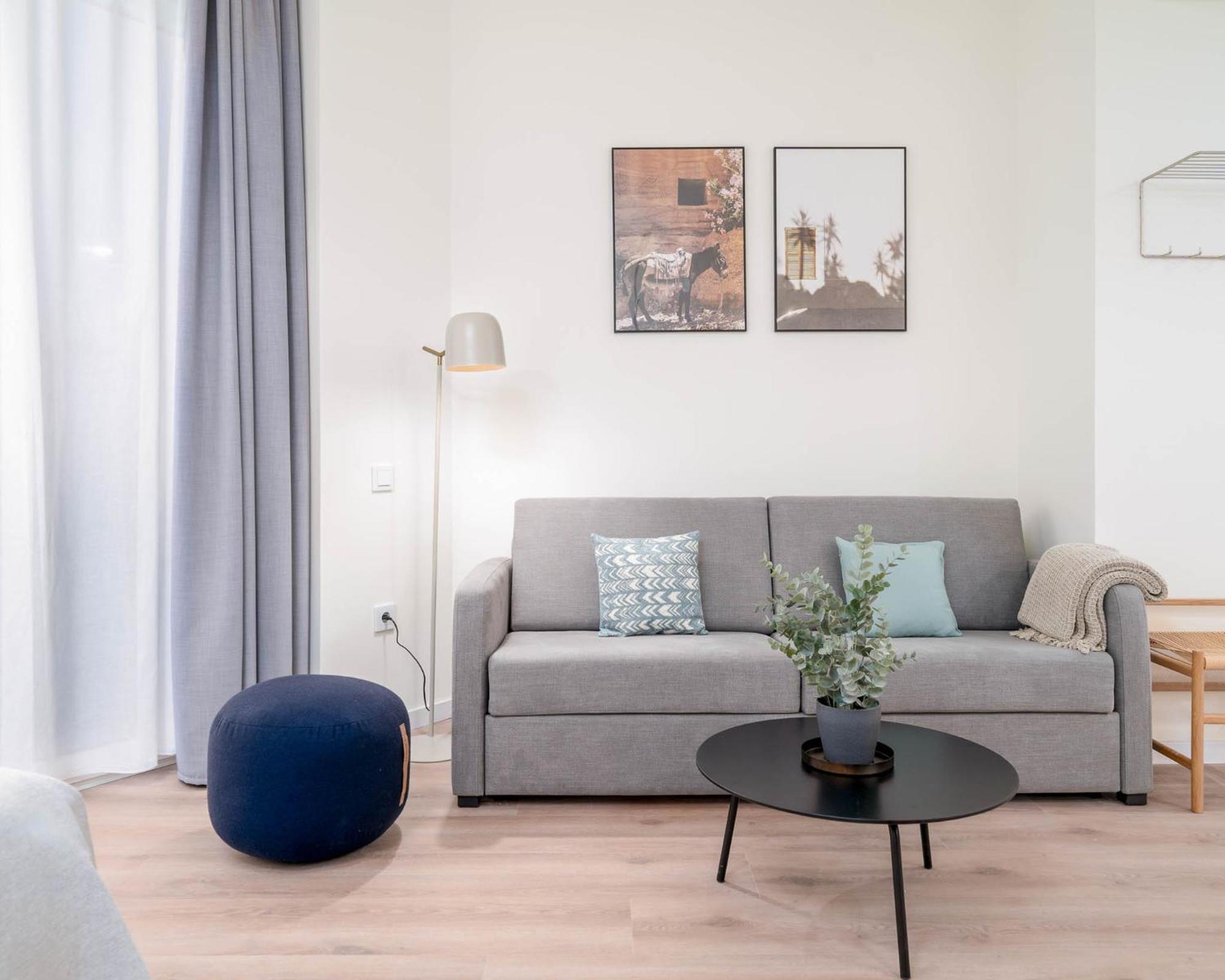 Limehome Valencia Carrer De Sant Jacint Exterior photo