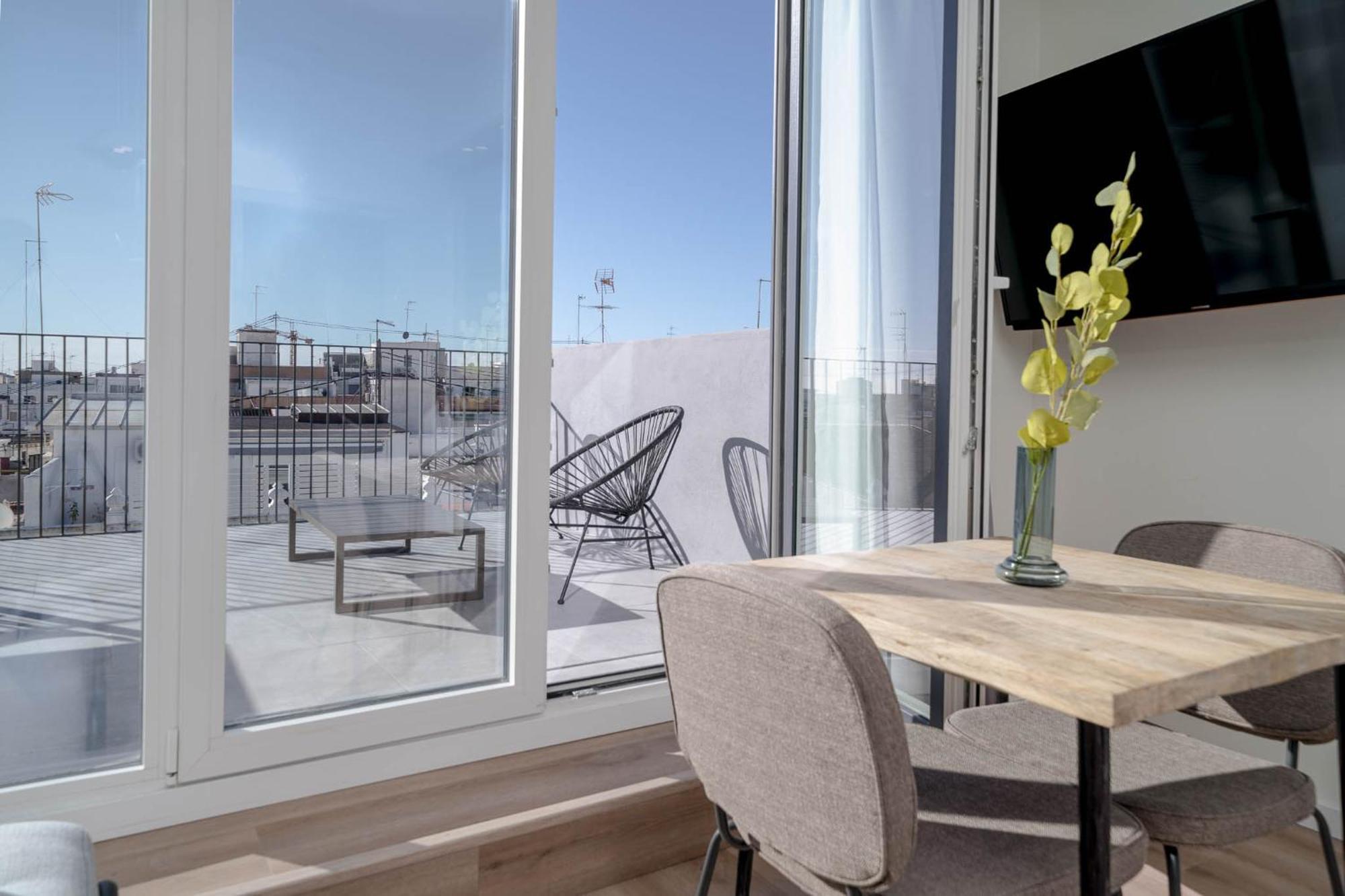 Limehome Valencia Carrer De Sant Jacint Exterior photo