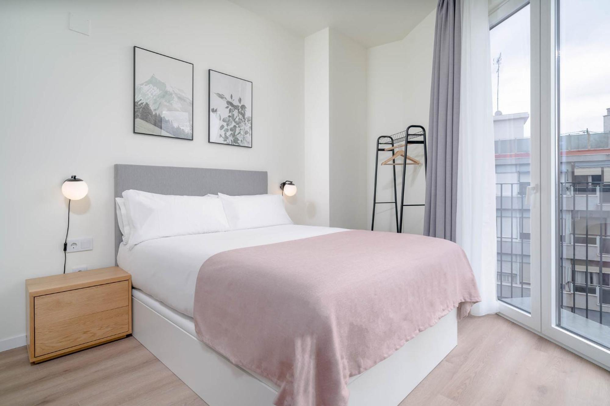 Limehome Valencia Carrer De Sant Jacint Room photo